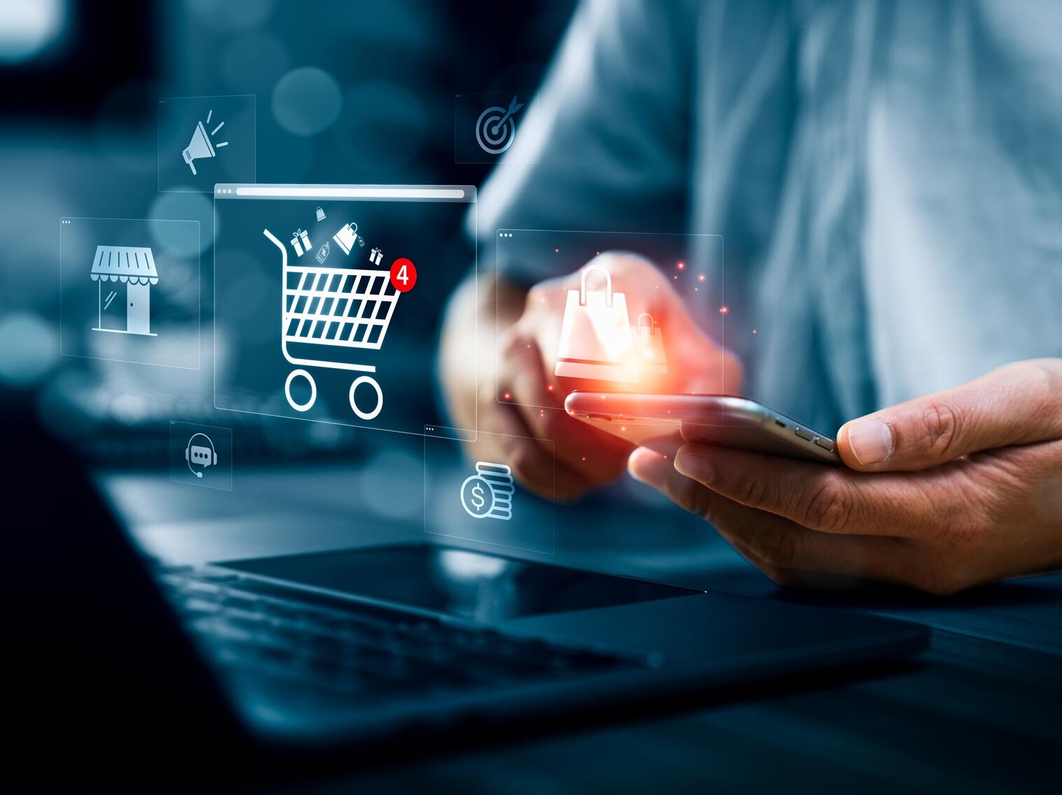 Webshop Relaunch Eine Person hält ein Telefon und berührt einen Bildschirm.